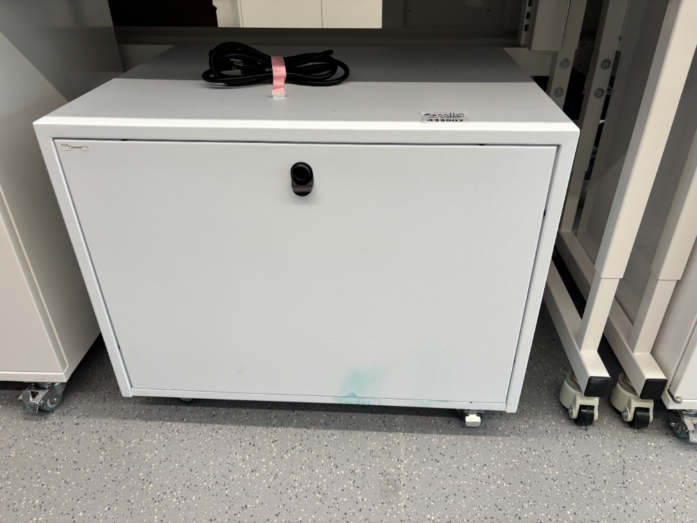 Image of Peak Scientific Genius SQ 24 Nitrogen Gas Generator